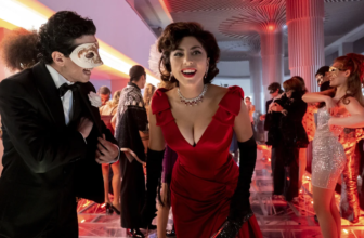 Elegans, Makt och Siden: 100 produktioner om lyx och mode