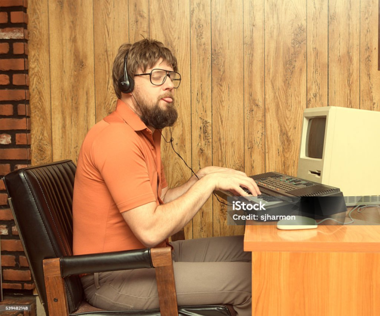 Level Up & Focus: 100 låtar för gaming och datornördar